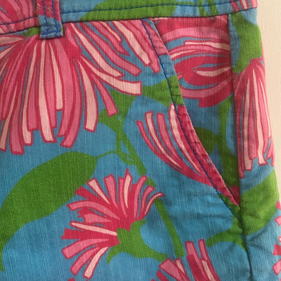 LILLY PULITZER SHORTS size 0 pink blue green floral - Picture 6 of 8